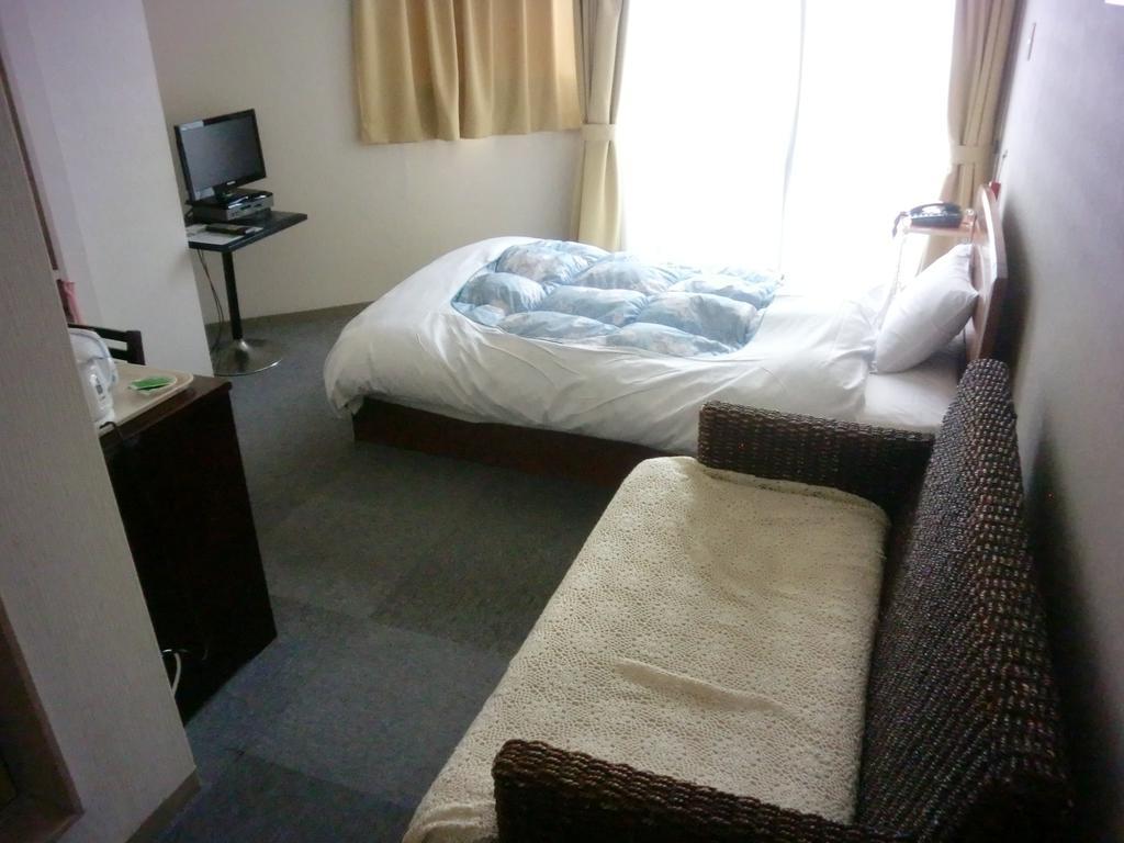 Business Hotel Nishi Otsu Exterior photo